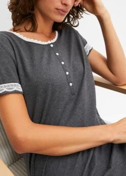 Nuisette Avec Patte De Boutonnage Et Dentelle -Sous-Vêtements Tendance 23207679 IDWhj12G